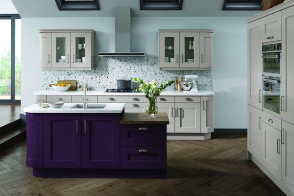 CGI_Kitchen_Painted_Greenwich_S2_Cashmere-Foraged-Fruit